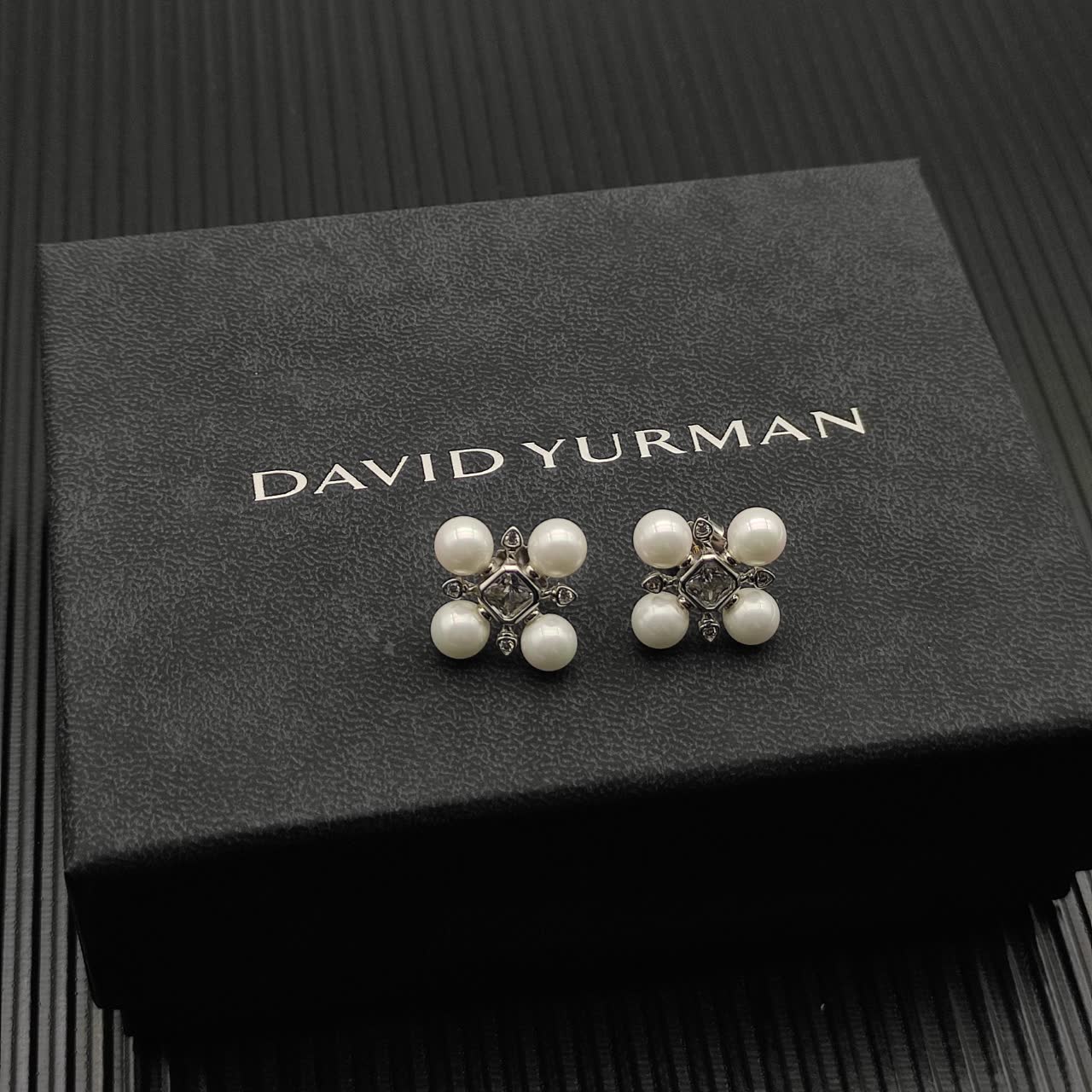 David Yurman Elegant Pearl Stud Earrings with Diamond Accents